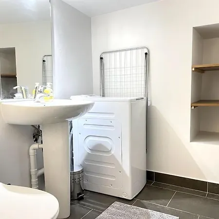 Duplex Avec Terrasse En Hypercentre De Апартаменты